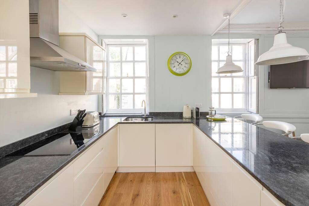 Beautiful Apartment, Incredible Central Location Bath Exterior photo